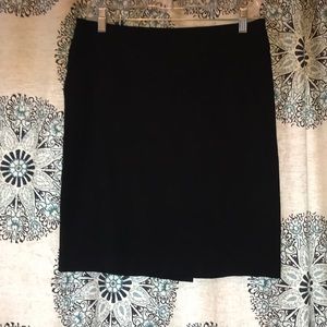 Banana Republic Black Stretch Skirt with Pockets